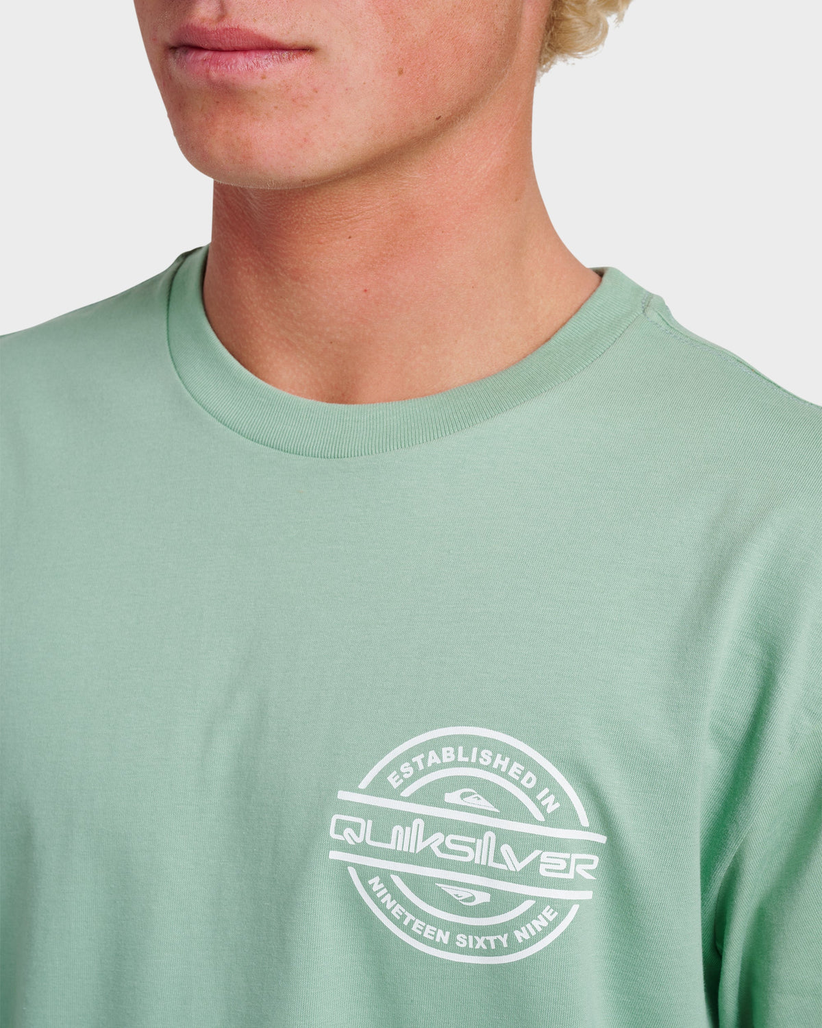 Mirrored Classic T-shirt - Granite Green | Quick SilverClassic