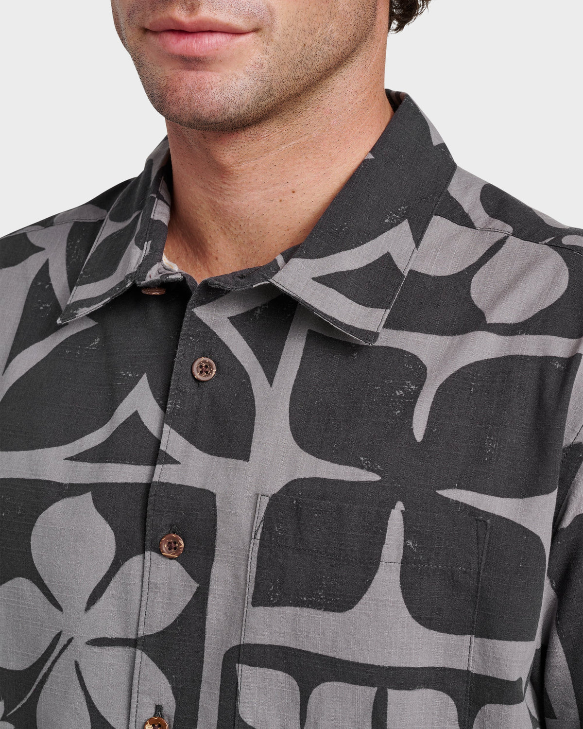 Waterman Tiki Island Shirt - Phantom | Quick SilverEssential