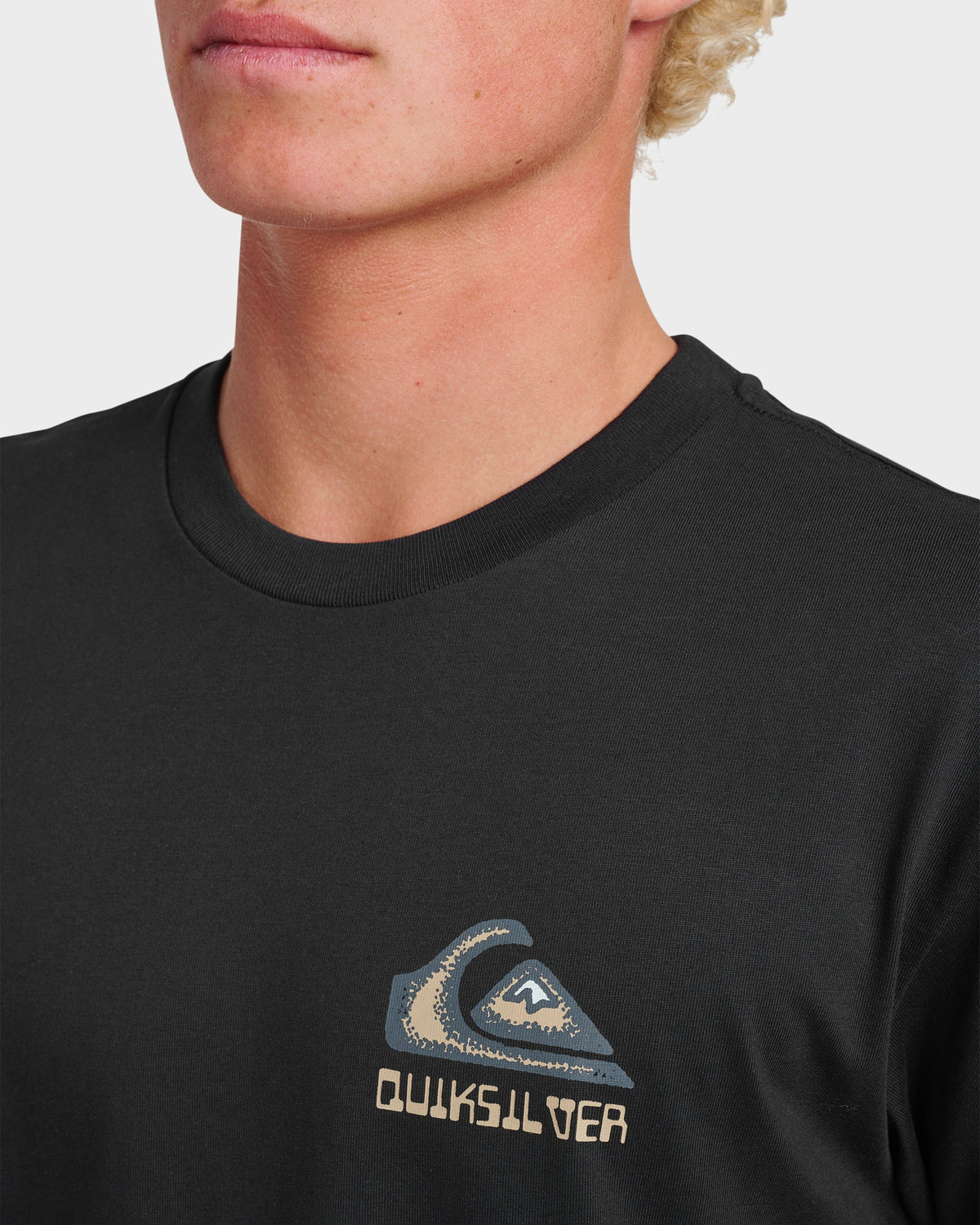 Mini Connection Classic T-shirt - Black | Quick SilverDeals