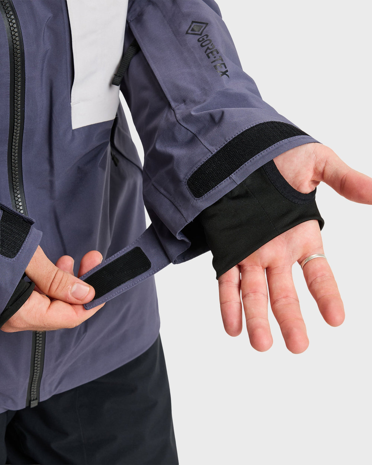 Forever Stretch GORE-TEX Snow Jacket - Graystone | Quick SilverTrending