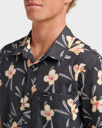 Kaneohe Classic Short Sleeve Shirt - Phantom | Quick SilverLatest