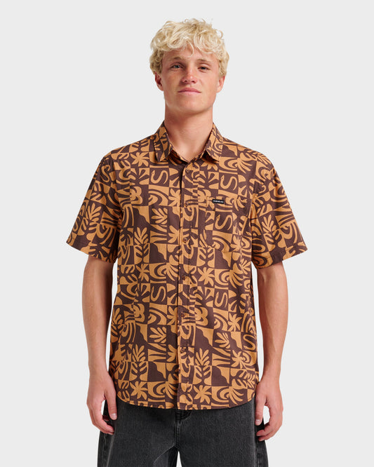 Terra Classic Stretch Short Sleeve Shirt - Chocolate | Quick SilverGreat Value