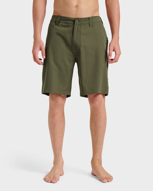 Union Amphibian 20" Hybrid Shorts - Grape Leaf | Quick SilverNew
