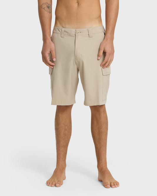 Union Amphibian Cargo 20" Hybrid Short - Taupe | Quick SilverSmart Buy