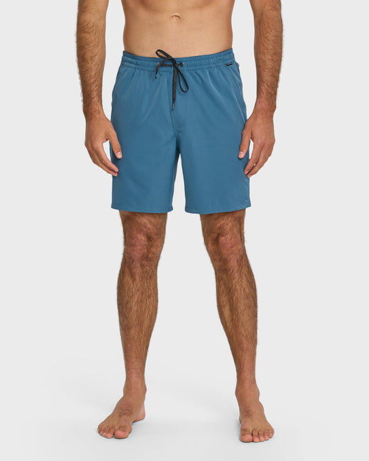 Taxer Amphibian 18" Hybrid Shorts - Copen Blue | Quick SilverTrusted