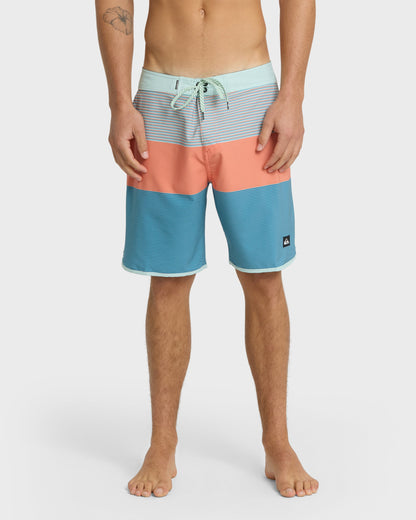 Surfsilk Tijuana 19" Boardshorts - Papaya | Quick SilverQuality
