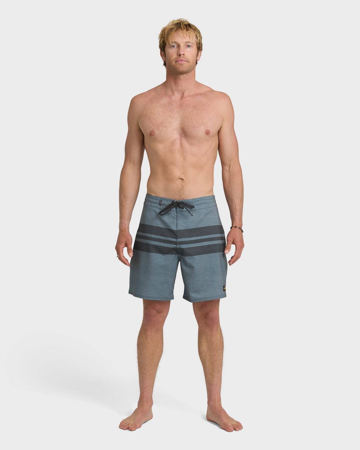 Surfsilk Street Trunk 18" Boardshorts - Black | Quick SilverGreat Value